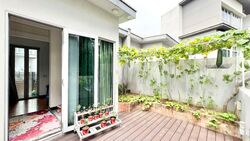 euHabitat (D14), Terrace #536066021
